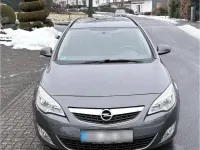 Gebraucht Opel Astra 140 PS (102 kW) 2012 Silber Kombi