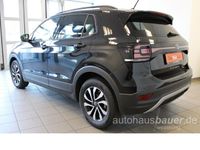 Gebraucht VW T-Cross Active 110 PS (80 kW) 2021 Deep black perleffekt SUV