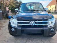 Gebraucht Mitsubishi Pajero 200 PS (147 kW) 2010 Schwarz SUV