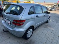 Gebraucht Mercedes B170 116 PS (85 kW) 2006 Silber Van / Kleinbus