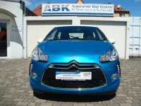 Gebraucht Citroën DS3 Chic 95 PS (69 kW) 2012 Blau Limousine