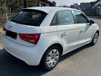 Gebraucht Audi A1 Sportback Ambition 105 PS (77 kW) 2013 Weiß Kleinwagen