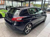 Gebraucht Peugeot 308 Allure 116 PS (85 kW) 2013 Blau Limousine