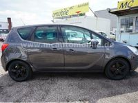 Gebraucht Opel Meriva Design Edition 101 PS (74 kW) 2011 Grau metallic Van / Kleinbus