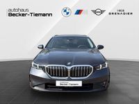 Neu BMW 520 Exclusive 197 PS (144 kW) 2026 Grau Limousine