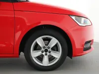 Gebraucht Audi A1 Comfort 95 PS (69 kW) 2016 Misanorot perleffekt Kleinwagen
