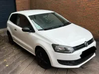 Gebraucht VW Polo 60 PS (44 kW) 2010 Weiß Kleinwagen