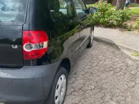 Gebraucht VW Fox 74 PS (54 kW) 2006 Schwarz Kleinwagen