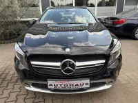 Gebraucht Mercedes GLA220 Urban 177 PS (130 kW) 2015 Kosmosschwarz  metalliclack SUV