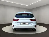Gebraucht Kia Ceed 140 PS (102 kW) 2025 Deluxe white Kleinwagen
