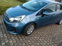 Gebraucht Kia Rio Edition 7 86 PS (63 kW) 2015 Blau Kleinwagen