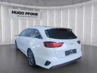 Gebraucht Kia Ceed Spirit 140 PS (102 kW) 2024 Weiß Kleinwagen