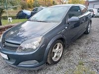 Gebraucht Opel Astra 90 PS (66 kW) 2006 Coupé