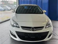 Gebraucht Opel Astra Selection 115 PS (84 kW) 2015 Weiß Limousine