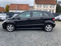 Gebraucht Mercedes B150 95 PS (69 kW) 2009 Schwarz Van / Kleinbus