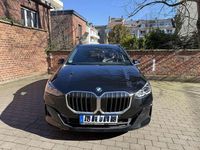 Gebraucht BMW 218 Shadowline 136 PS (100 kW) 2023 Schwarz Kombi