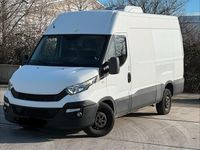 Gebraucht Iveco Daily 126 PS (92 kW) 2015 Weiß Limousine
