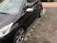 Gebraucht Peugeot 208 120 PS (88 kW) 2014 Schwarz Kleinwagen