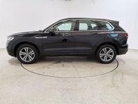 Gebraucht VW Touareg R-line 286 PS (210 kW) 2021 Deep black perleffekt SUV
