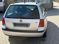 Gebraucht VW Golf IV 101 PS (74 kW) 2001 Silber Kombi