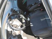 Gebraucht Ford Focus 101 PS (74 kW) 2001 Grau Kleinwagen