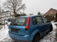 Gebraucht Ford Fiesta 80 PS (58 kW) 2002 Blau Kleinwagen