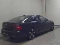 Gebraucht Volvo S90 R-Design 407 PS (299 kW) 2020 Onyx black / (metallic) Limousine