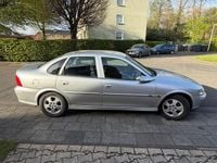 Gebraucht Opel Vectra 125 PS (91 kW) 2000 Silber Limousine