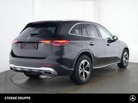 Gebraucht Mercedes GLC200 204 PS (150 kW) 2024 Lack obsidianschwarz SUV