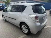 Gebraucht Toyota Verso Multidrive S 147 PS (108 kW) 2016 Platinsilber metallic Van / Kleinbus