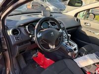 Gebraucht Peugeot 5008 120 PS (88 kW) 2016 Grau Van / Kleinbus