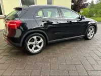Gebraucht Mercedes GLA250 211 PS (155 kW) 2018 Schwarz SUV