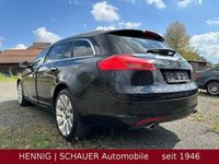 Gebraucht Opel Insignia 220 PS (161 kW) 2010 Schwarz Kombi