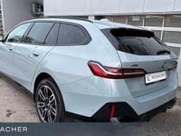 Neu BMW 530e Performance 299 PS (219 kW) 2026 Grau Kombi