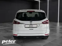 Gebraucht Ford S-MAX Titanium 165 PS (121 kW) 2019 Frostweiß Van / Kleinbus