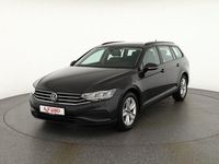 Gebraucht VW Passat 150 PS (110 kW) 2022 Grau Kombi