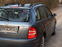 Gebraucht Skoda Fabia Ambiente 75 PS (55 kW) 2005 Grau Kombi