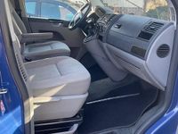 Second-hand VW T5 Basis 2005 Albastru Van