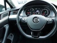 Gebraucht VW Passat Highline 150 PS (110 kW) 2016 Schwarz metallic Kombi