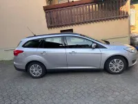 Gebraucht Ford Focus 120 PS (88 kW) 2015 Grau Kombi
