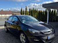 Gebraucht Opel Astra Style 120 PS (88 kW) 2014 Schwarz Kombi