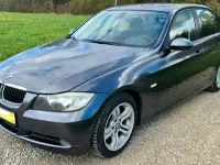 Gebraucht BMW 320 143 PS (105 kW) 2008 Schwarz Limousine