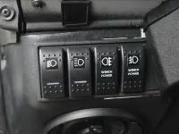 Gebraucht Land Rover Defender 122 PS (89 kW) 2005 Weiß Kombi
