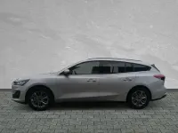 Nowe Ford Focus Titanium 155 KM (114 kW) 2025 Srebrny Sedan/Limuzyna