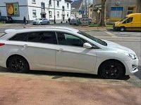 Gebraucht Hyundai i40 177 PS (130 kW) 2012 Weiß Kombi