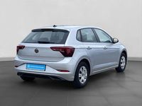 Gebraucht VW Polo Basis 80 PS (58 kW) 2022 Silber Kleinwagen