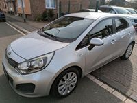 Gebraucht Kia Rio Edition 7 75 PS (55 kW) 2012 Silber Limousine