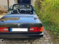 Gebraucht BMW 318 113 PS (83 kW) 1993 Schwarz Cabrio