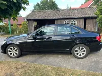 Gebraucht Mercedes C180 156 PS (114 kW) 2011 Schwarz Limousine