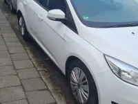 Gebraucht Ford Focus 120 PS (88 kW) 2018 Weiß Kombi